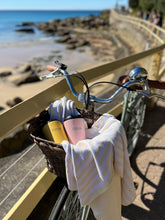 Load image into Gallery viewer, Fika's Fressko Regular Cup