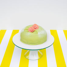 Load image into Gallery viewer, Mother&#39;s Day Small Princess Cake
