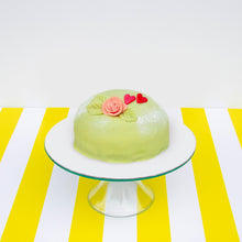 Load image into Gallery viewer, Mother&#39;s Day Small Princess Cake
