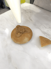 Load image into Gallery viewer, Semla Buns – Box of 4