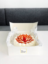 Load image into Gallery viewer, Jordgubbstårta / Strawberry Cake