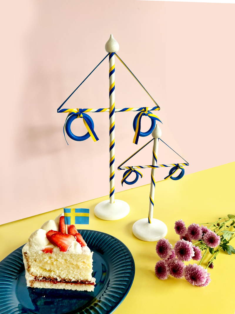 Midsommarstång – White Midsummer Table Decoration