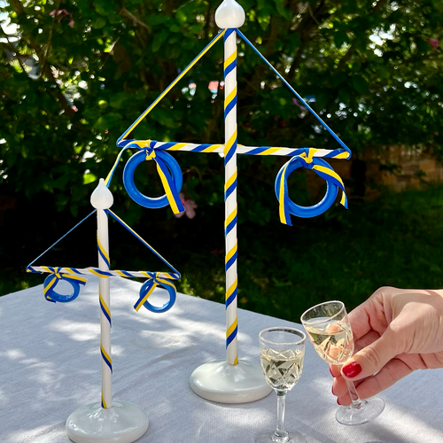Midsommarstång – White Midsummer Table Decoration