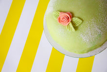 Load image into Gallery viewer, Large Princess Cake – Green

